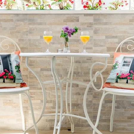 Le Monde - Vintage krevet i doručak Split