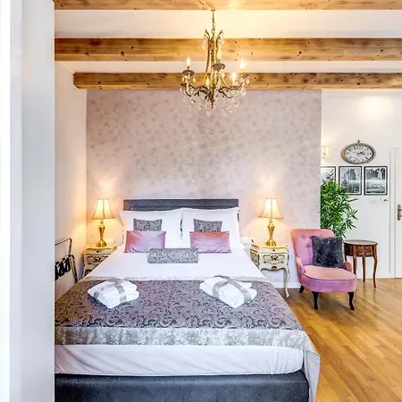 Le Monde - Vintage Couette-café Split