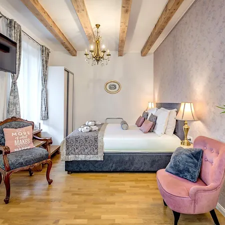 Couette-café Le Monde - Vintage Split