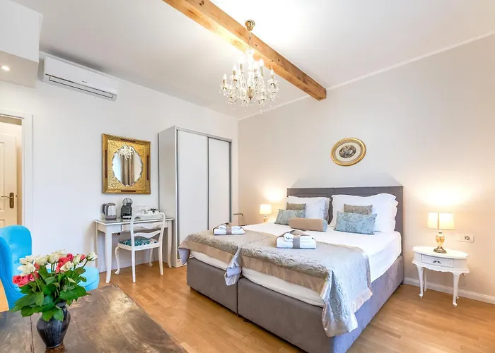 Le Monde - Vintage 斯普利特