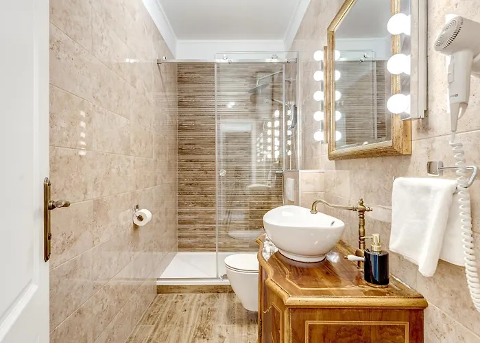 Le Monde - Vintage 4* 斯普利特