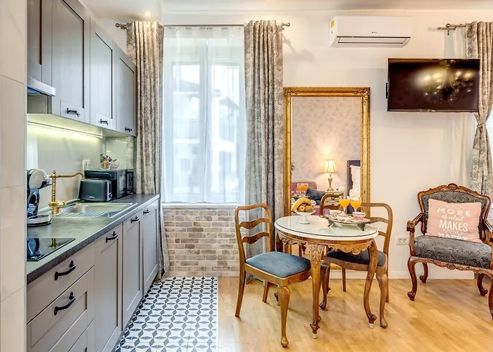 住宿加早餐酒店 Le Monde - Vintage 4*