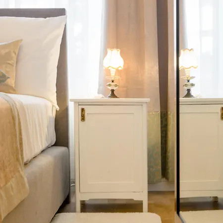 Le Monde Luxury